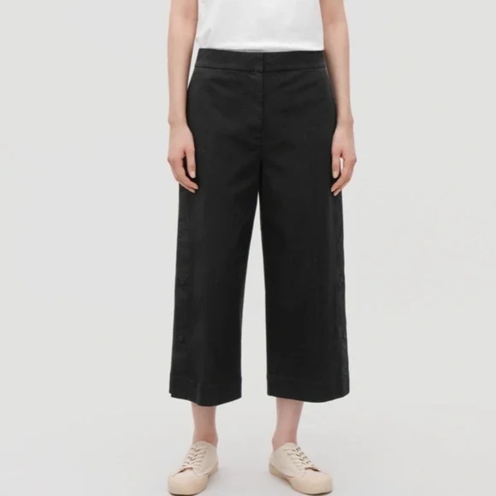 COS Black Wide Leg Cropped Pants Size EU 34 Snap Buttons Minimalist office